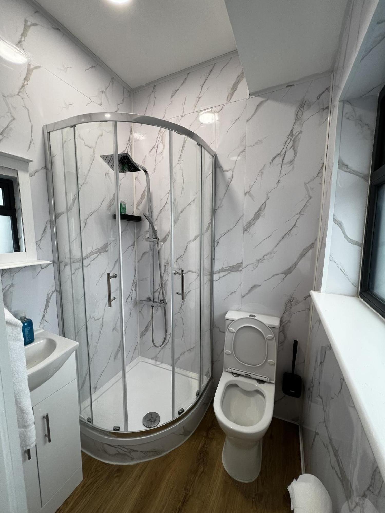 The Barrington Hotel New Barnet 외부 사진